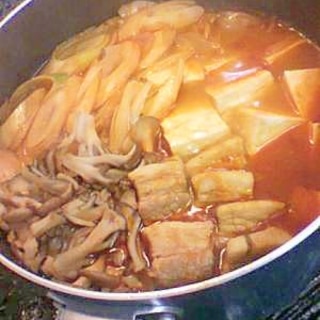 豚バラキムチ鍋